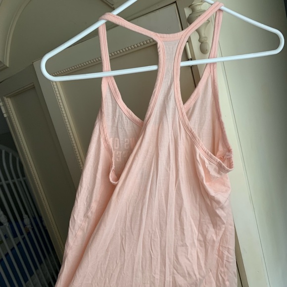 2 VS Sport workout tops - Picture 5 of 7